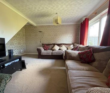 3 bedroom semi-detached house to rent - Photo 1