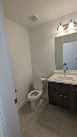 For Lease - 85 Greer Street, Barrie, Ontario - Photo 4