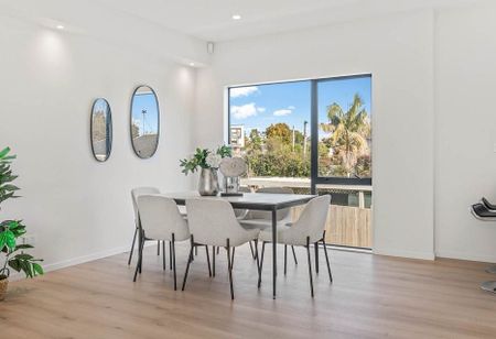 Stunning 4BR Home in Howick! - Photo 5