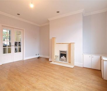 2 bedroom terraced house to rent - Photo 2