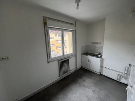 Location - Appartement T2 - 40 m² - Pont-de-Roide-Vermondans - Photo 2