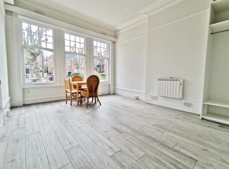 Studio to rent - Photo 2