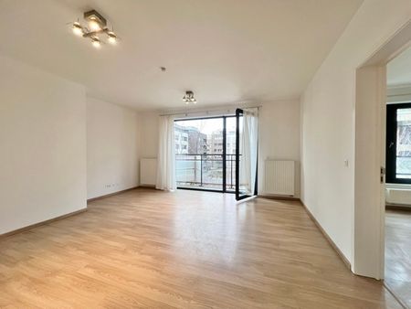 Appartement - à louer - Photo 2