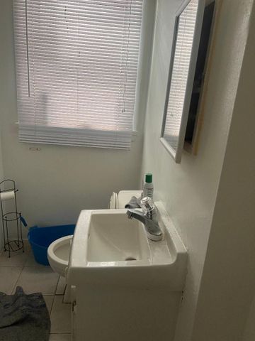 For Lease - 2036 WESTON Road Unit# B, Toronto, Ontario - Photo 4