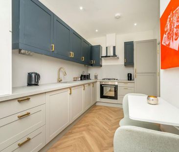 2 bedroom flat to rent - Photo 6