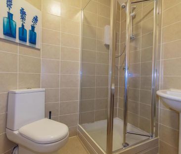 7 Napier Terrace, Flat 3 - Photo 2