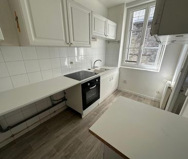 Location Appartement 3 pièces 61m² CHERBOURG-EN-COTENTIN 50100 - Photo 3