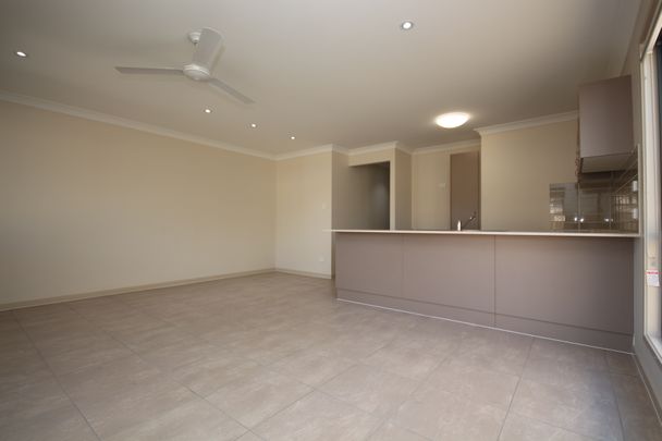 1/4A Stathis Place, Bundamba QLD 4304 - Photo 1