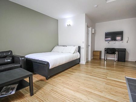 Studio to rent - Photo 3