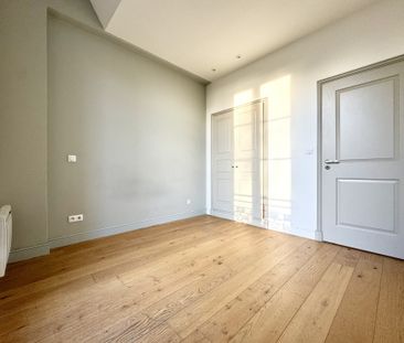 NIMES CENTRE - VICTOR HUGO - BEAU T3 RENOVÉ - Photo 6