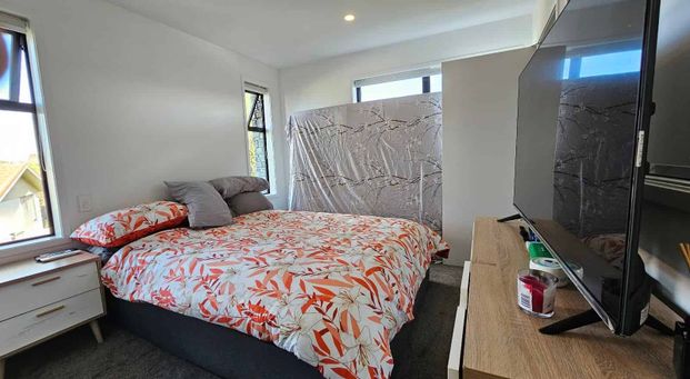 Welcome to 11/10 Fathom Place - Photo 1