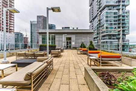 For Lease - 21 Nelson Street Unit# 430, Toronto, Ontario - Photo 2