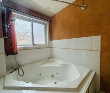 For Lease - 327 Cornridge Place, Waterloo, Ontario - Photo 4