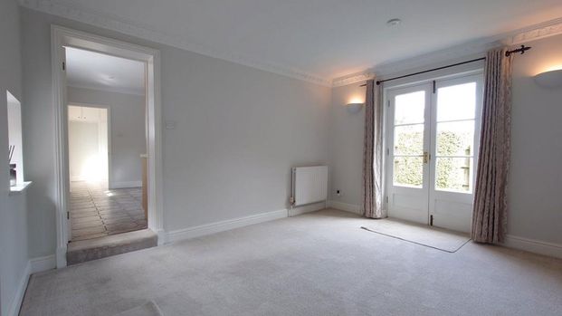 4 bedroom house to rent - Photo 1