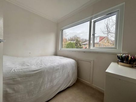 3 bedroom semi-detached house to rent - Photo 3