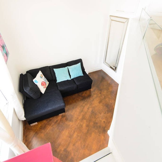 Studio Flat, Old Brompton Road, SW5 - Photo 1