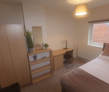 96 Newland Street West, Lincoln, Lincolnshire, LN1 1PH - Photo 3