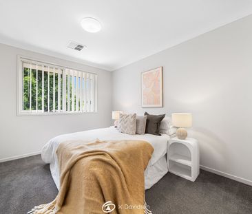 Modern Townhouse Living in Sought-After Mornington Estate - Photo 1