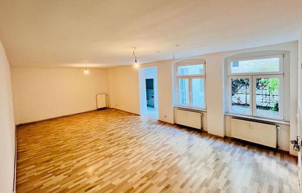 Studioartige 3-ZW mit Terrasse und neuer EBK - Photo 1