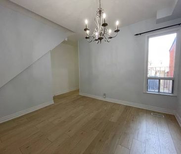 Beautiful 2 Bedrooms Apartment For Rent - Photo 1