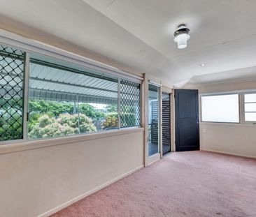 29 Virginia Avenue, Hawthorne, Qld 4171 - Photo 1