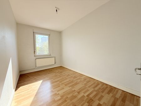 Appartement 3 pièce(s) 2 chambre(s) 70 m² - Photo 2