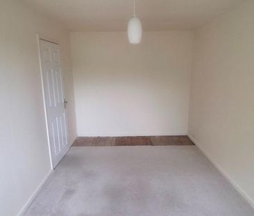 3 bedroom detached house to rent - Photo 5