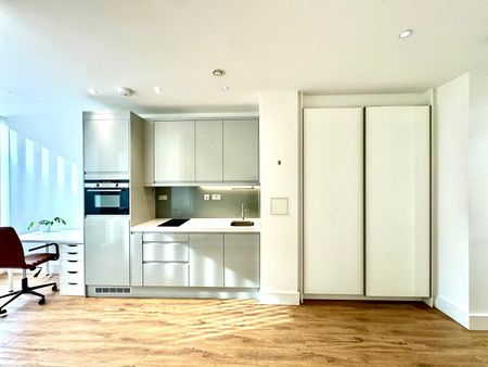 Westgate House, Hanger Lane, W5 - Photo 5