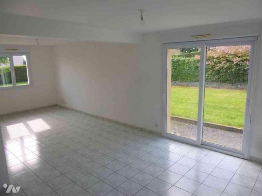 A LOUER Commune de CHAVOY maison d'habitation comprenant : - au rez-de-chaussée : séjour a... - Photo 1