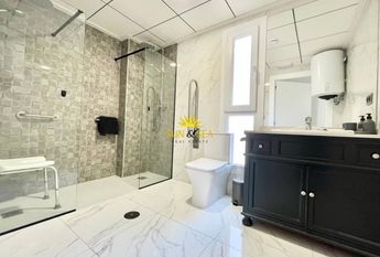 HOLIDAY STUDIO APARTMENT - TORREVIEJA