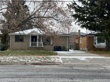 For Lease - 3986 Ellesmere Road, Toronto, Ontario - Photo 4