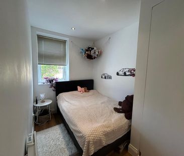 1 Bed Flat, Finchley Lane, NW4 - Photo 2