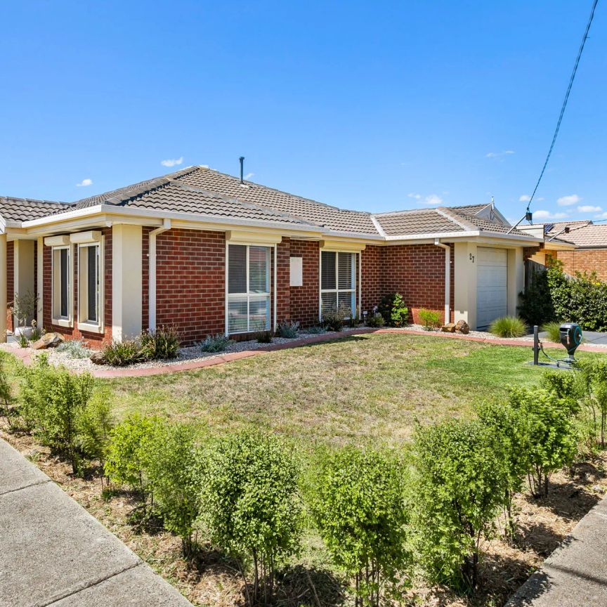 27 Spicer Boulevard, Altona Meadows. - Photo 1