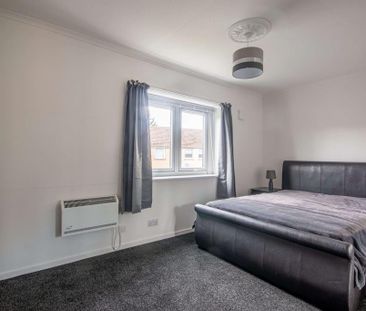 3 bedroom terraced house to rent - Photo 6