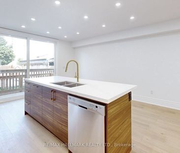 For Lease - 58 Corbett Avenue Unit# Lower, Toronto, Ontario - Photo 5