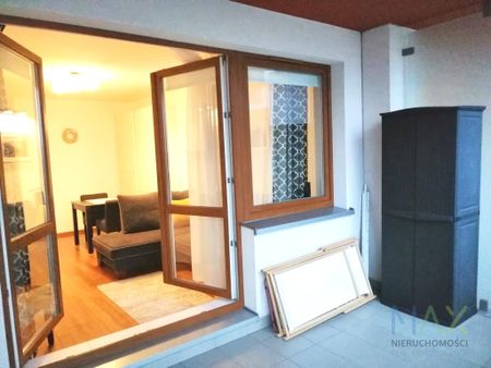 Dwupokojowe mieszkanie z oddzielna kuchnią przy Dobrego Pasterza - Photo 2