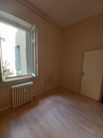 Appartement T3 en plein centre ville de Nevers - Photo 5