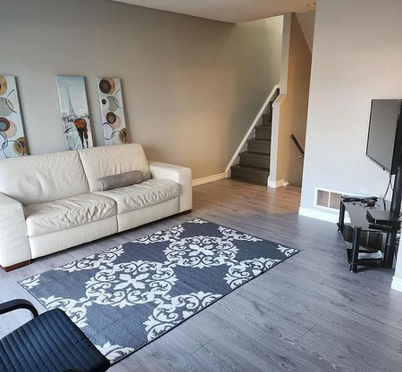 For Lease - 18 Valley Stream Drive, Toronto, Ontario - Photo 4