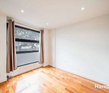 Executive Coburg Living, Walk to Everything! - Photo 1