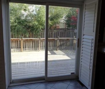 For Lease - 19 Wetmeadow Drive, Brampton, Ontario - Photo 3
