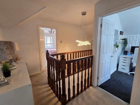 3 bedroom detached house to rent - Photo 4