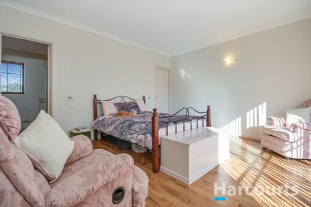 “Wonderful Central Location” - Photo 3