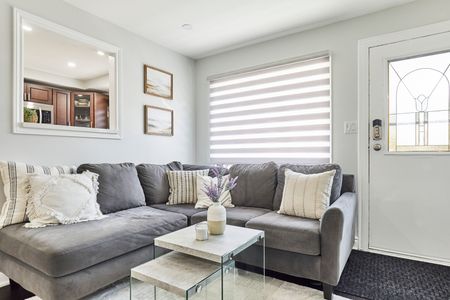 For Lease - 1100 Oxford Street Unit# 48, Oshawa, Ontario - Photo 3