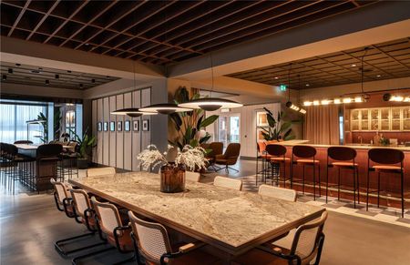 Exceptional Fully Furnished One Double Bedroom Apartment with unrivalled facilities in the Exclusive Cortland Development, Colliers Yard. - Photo 2