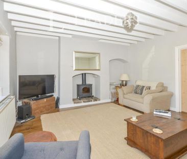 2 bedroom cottage to rent - Photo 1