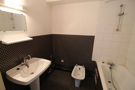 Location appartement 1 pièce 32.5 m² à Lille (59000) - Photo 2