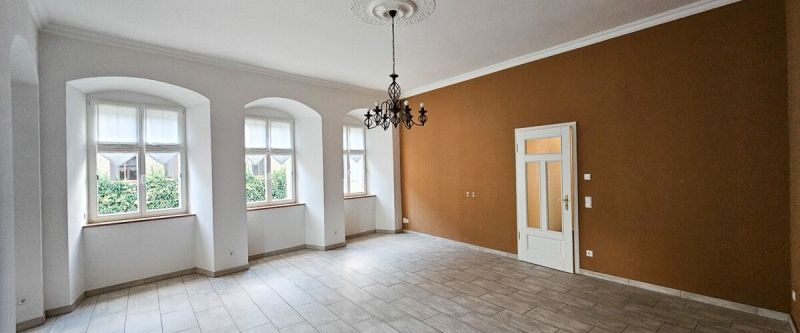 Wohnen mit Blick auf’s Schloss – traumhafte Wohnung am Markt in Schwarzenberg! - Photo 1