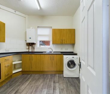 Apt 1, 340 Newtownards Road, Belfast, BT4 1HE - Photo 4