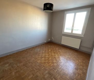 Location Appartement 2 pièces 40m² BOURGES 18000 - Photo 2