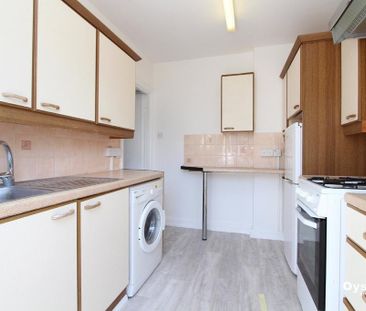 2 bedroom maisonette to rent - Photo 6